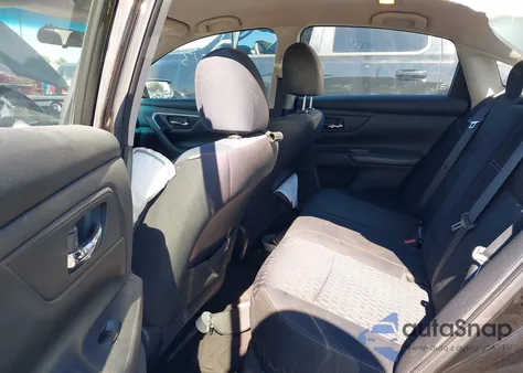 2016 Nissan Altima 2.5/2.5 S/2.5 Sl/2.5 Sr/2.5 Sv из США, поврежденный, VIN 1N4AL3AP1GC233697